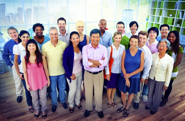 Grupo Multiétnico de Empresários — Fotografia de Stock