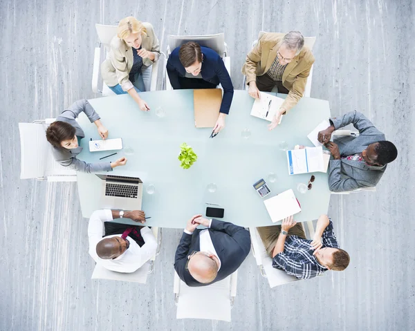 Gente de negocios en reunión corporativa — Foto de Stock