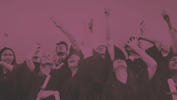 Students Throw Caps in the Air — Stock Photo, Image