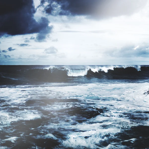 Storming Waves Conceito de paisagem marinha — Fotografia de Stock