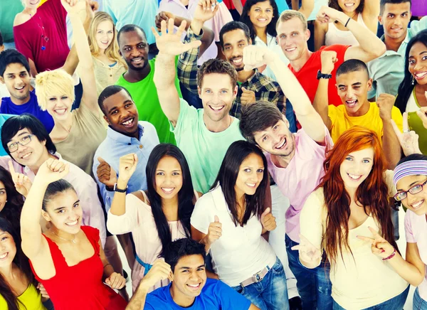 Młodzi ludzie różnorodności razem — Zdjęcie stockowe