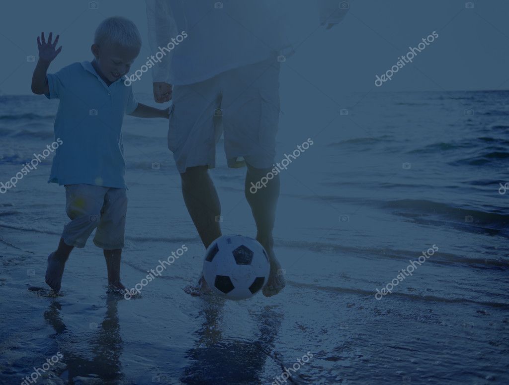 Отец И Сын, Футбольная Концепция Стоковое Фото ©Rawpixel 84031598