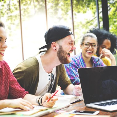 Arkadaşlar kavramı toplantı beyin fırtınası