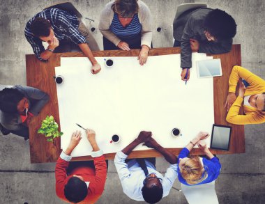 Farklı insanlar toplantı, tartışma