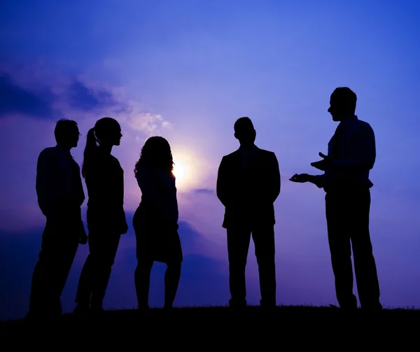 Incontro di lavoro all'aperto — Foto Stock