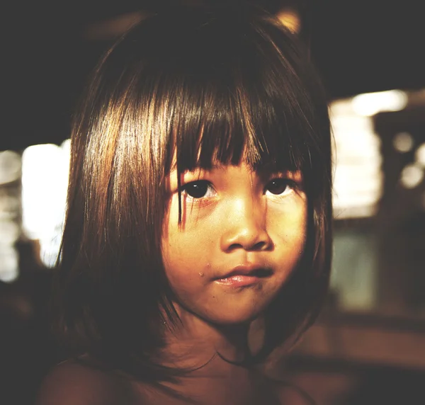 Girl staring at the camera — Stock Photo, Image