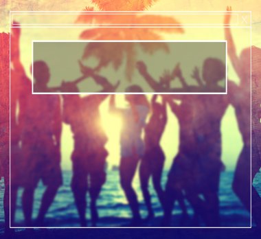 neşeli arkadaşlar Kumsal Partisi dışarı asılı