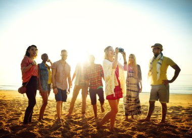 Dostluk ve özgürlük Beach kavramı