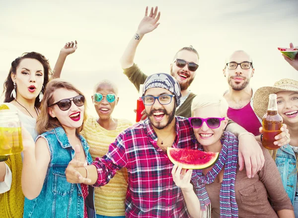Friends at Beach Party Concept — Stock Photo, Image