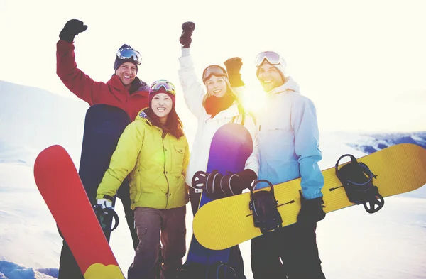 Grupo Extremo de Snowboarders — Foto de Stock