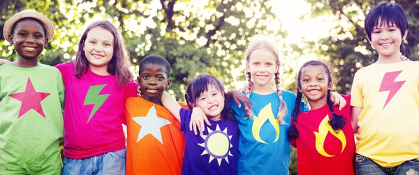 Amicizia infanzia e felicità — Foto Stock