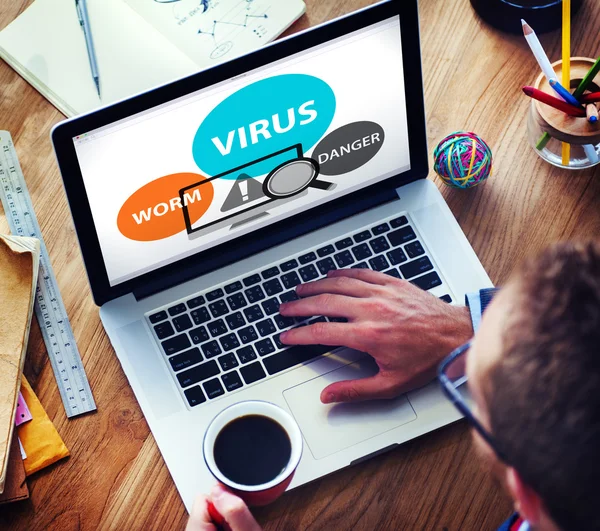 Virus Concepto de seguridad en Internet — Foto de Stock