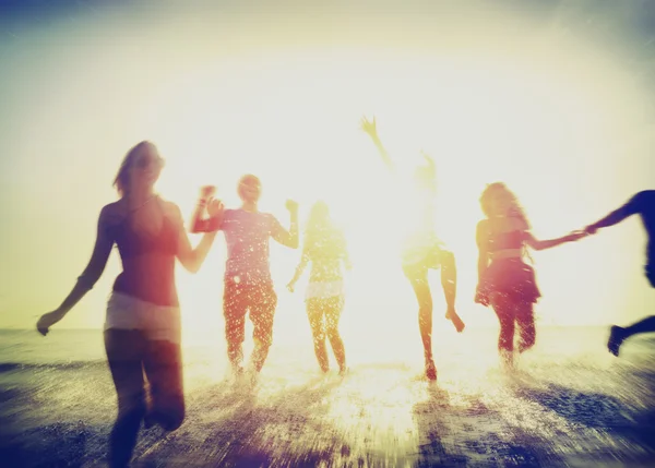 Vänskap på stranden sommarsemester Concept — Stockfoto