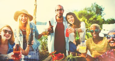 Beach Party akşam yemeği yaz konsepti