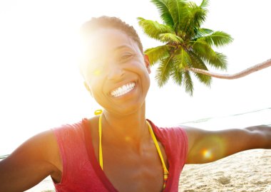 Afrikalı kadın Beach kavramı