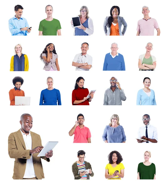 Diversas personas y concepto de comunicación global —  Fotos de Stock