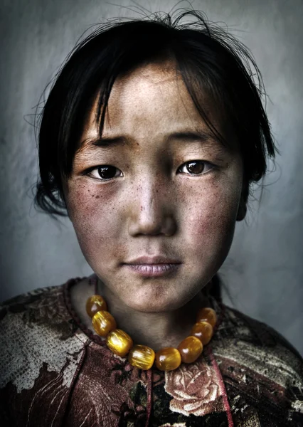 蒙古女孩画像 — 图库照片