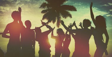 İnsanlar Beach Party kavramı kutlama