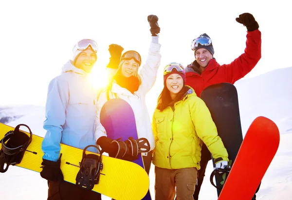 Grupo Extremo de Snowboarders — Foto de Stock