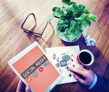 Sosyal Medya teknoloji bağlantı kavramı