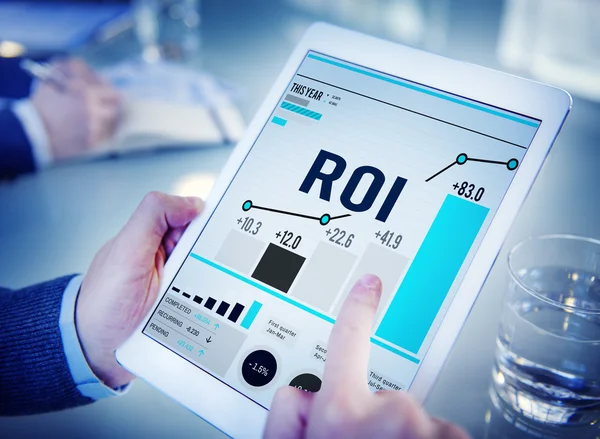 С текстом: ROI — стоковое фото