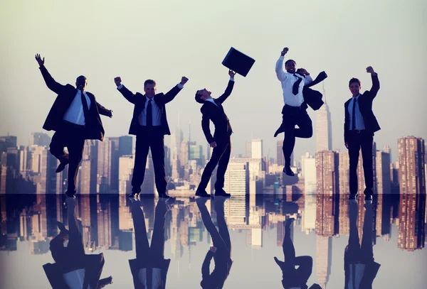 Pessoas de negócios e conceito de trabalho em equipe — Fotografia de Stock