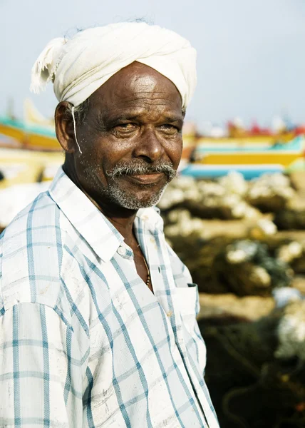 Pescatore indiano posa — Foto Stock