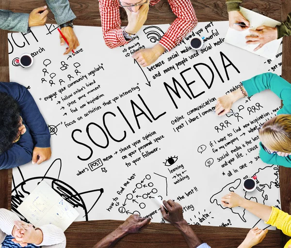 Diversità persone e Social Media Concept — Foto Stock