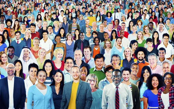 Grand groupe de personnes de la diversité — Photo