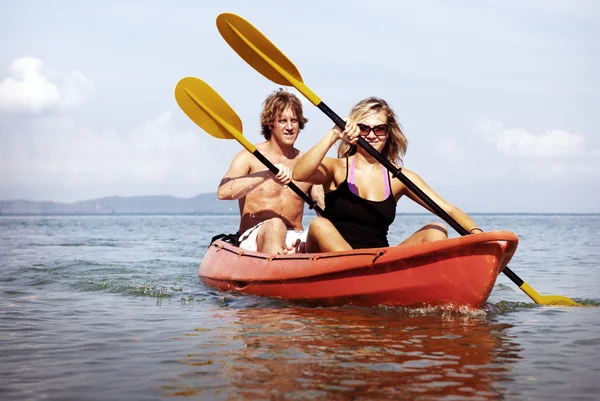 Couple Kayak Aventure Concept — Photo