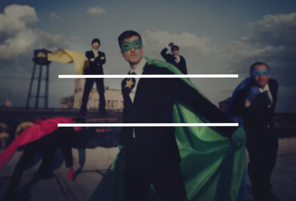 Бізнесмени в костюмах супергероїв — стокове фото