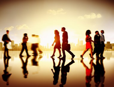 İş adamları üzerinde yaya yürüyüş