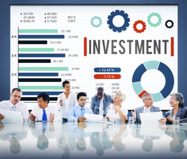 İş toplantısındaki insanlar