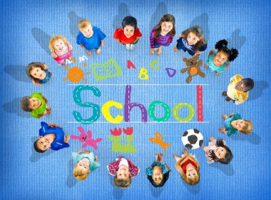 sevimli gülümseyen çocuklar