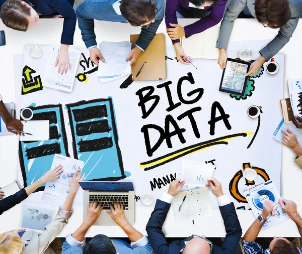 Affärsmän och Big Data koncept — Stockfoto