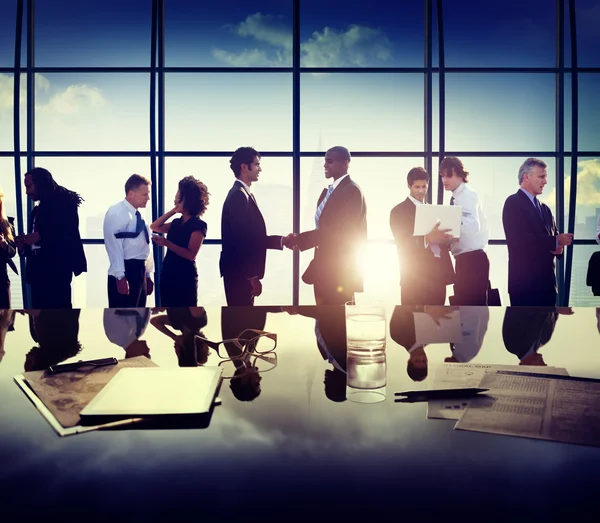 Gruppo di uomini d'affari in riunione — Foto Stock