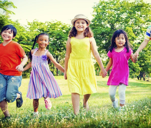 Kinderen vriendschap saamhorigheid Concept — Stockfoto