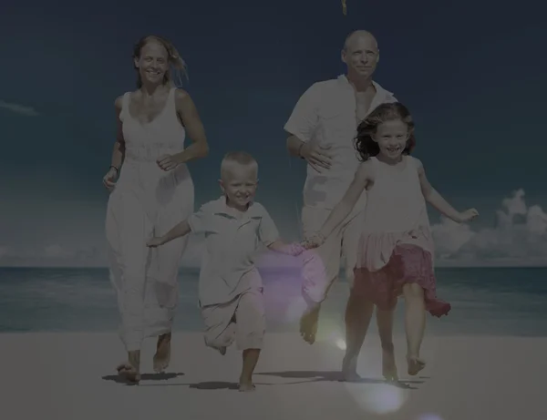 Familia en Beach Holiday Concept — Foto de Stock