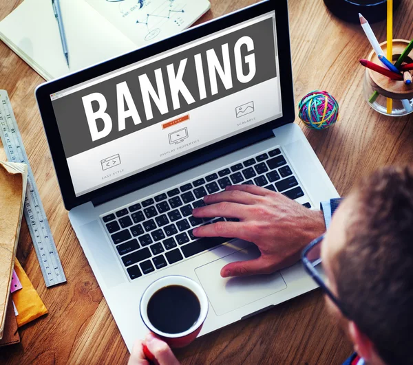 Man använder laptop och Banking konceptet — Stockfoto