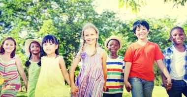 Çocuklar dostluk ve mutluluk