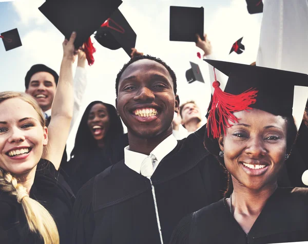 Celebrazione degli studenti Laurea, Concetto di istruzione — Foto Stock