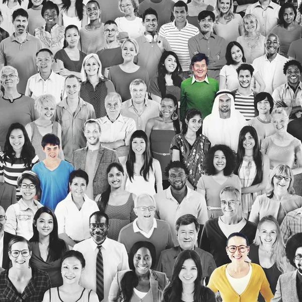 Gran grupo de personas de la diversidad — Foto de Stock