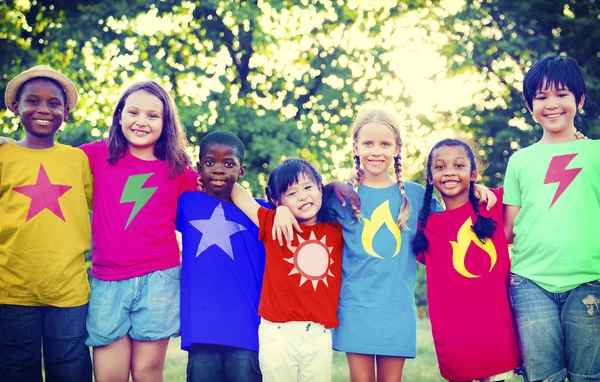 Kinderen vriendschap Bonding geluk — Stockfoto