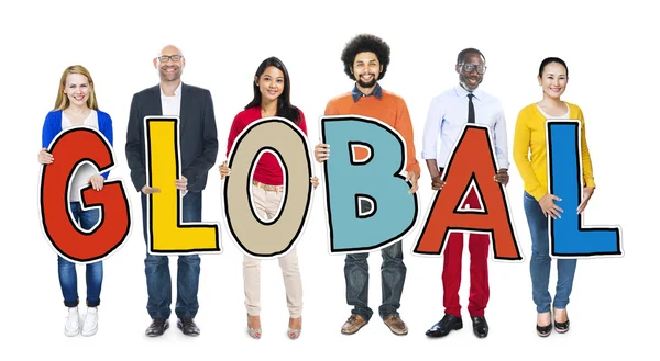 Gruppe von Menschen mit globalem Text — Stockfoto