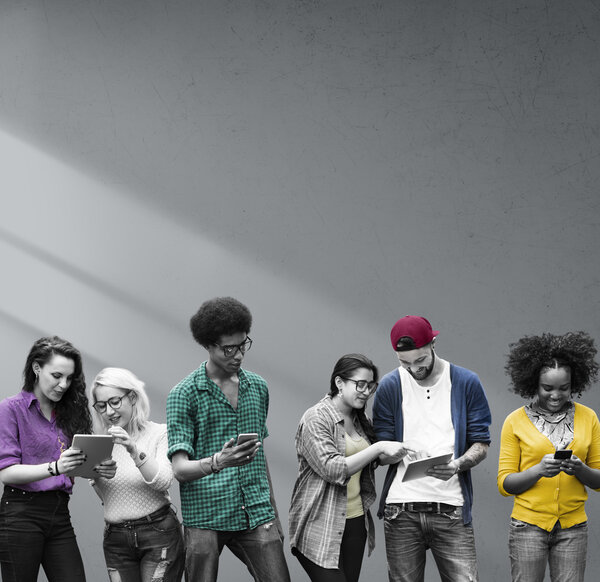 college students using wireless devices