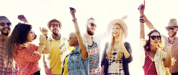 Teenagers Friends at Beach Party Concept — Stock Photo, Image