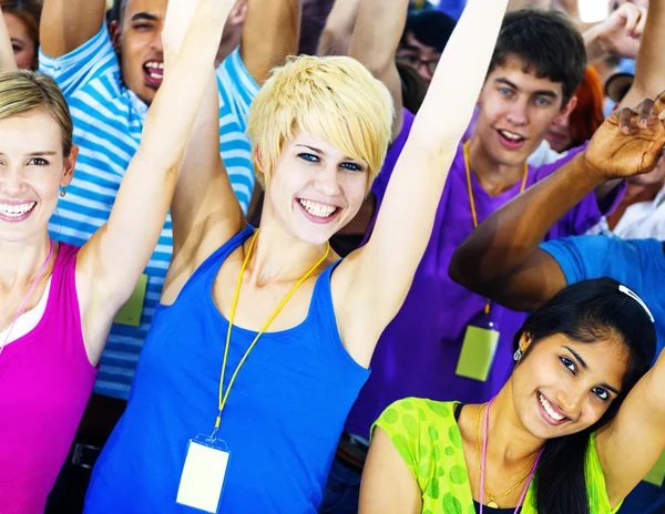 Diversiteit vrienden samen — Stockfoto