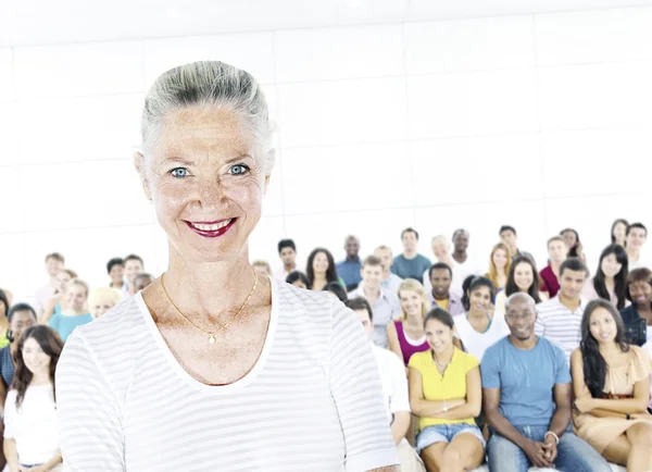 Diversidad feliz Personas —  Fotos de Stock