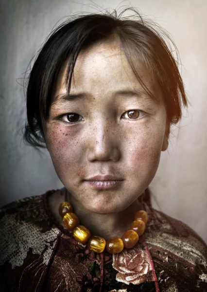 Mongolian Girl Portrait — Stock Photo, Image