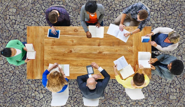 Gente de negocios trabajando — Foto de Stock